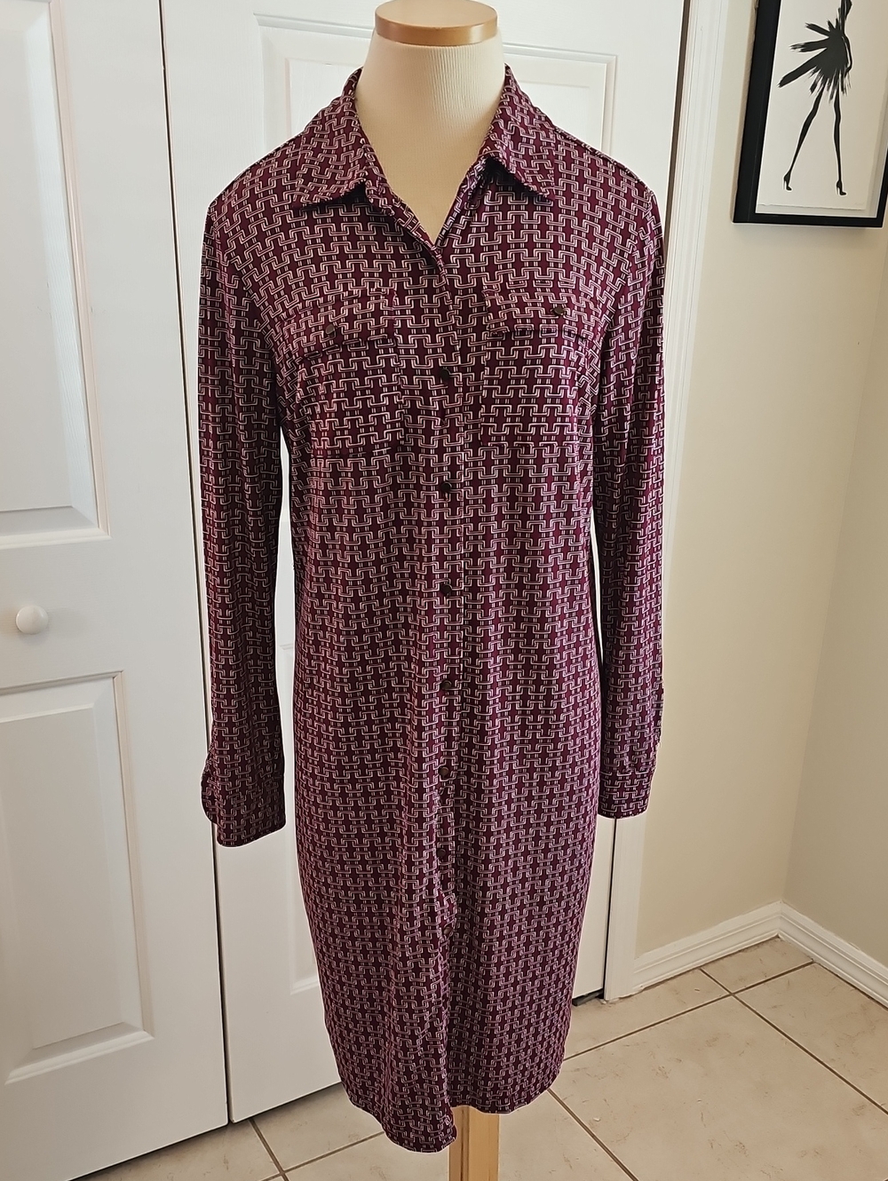 New York & Company Shirt Dress Womens Size M Burgundy Geometric Mod Long Sleeve